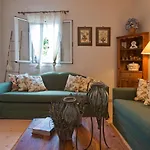 Casa Paleopolis *
