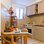 Casa Paleopolis بيت للعطل *