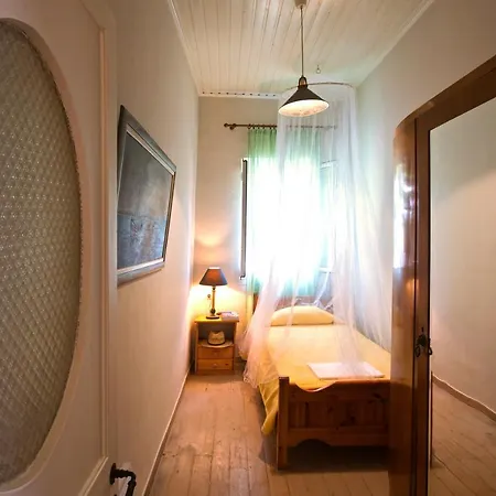 Casa Paleopolis Case de vacanță